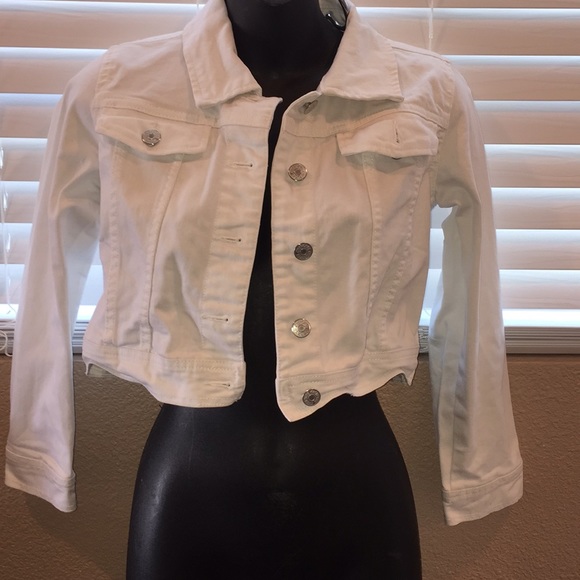 ladies short white jacket